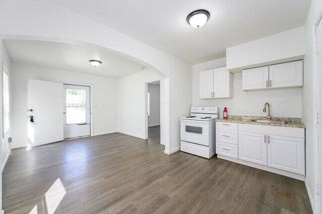 Foto del edificio - 836 N Oliver St