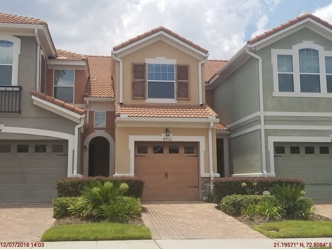 Beautiful 3 bedrooms 2.5 baths townhouse w... - Beautiful 3 bedrooms 2.5 baths townhouse w...