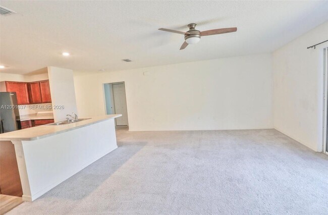 Foto del edificio - 2352 SE Surrey Pl