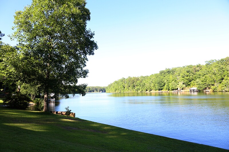 Foto principal - 210 Lake Becky Rd