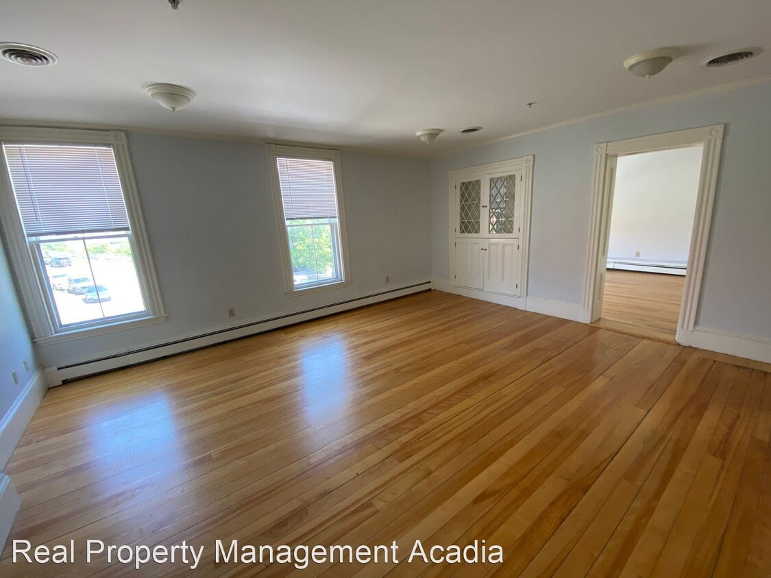 116 Hammond St, Bangor, ME 04401 House Rental in Bangor, ME