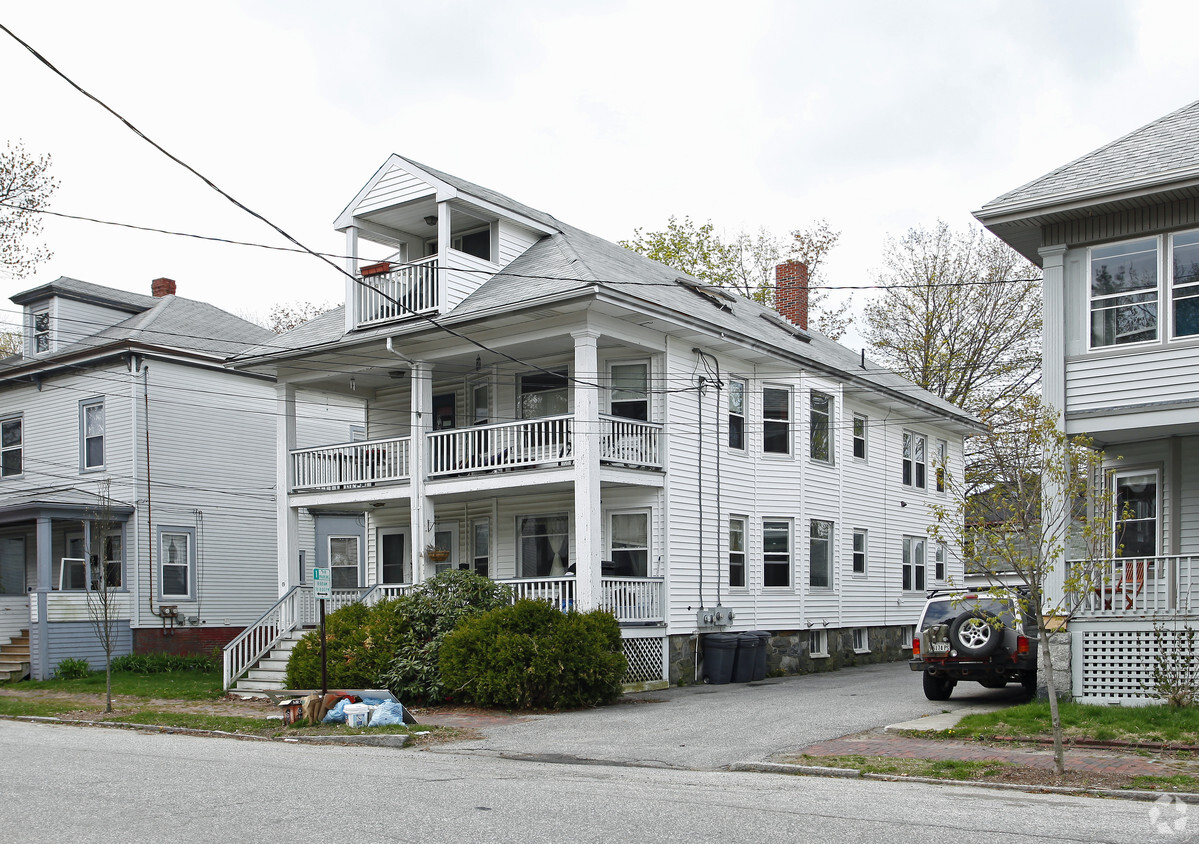 19 William St, Portland, ME 04103 - Apartments in Portland, ME ...