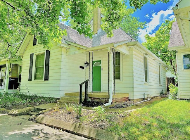 Building Photo - 1750 S Talbott St