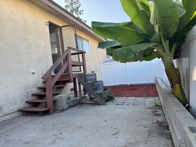 Foto del edificio - 7741 Newman Ave