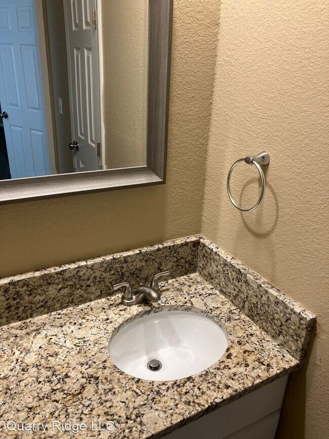 Foto del edificio - 2 br, 1 bath House - 1037-11 S Brookside Ave