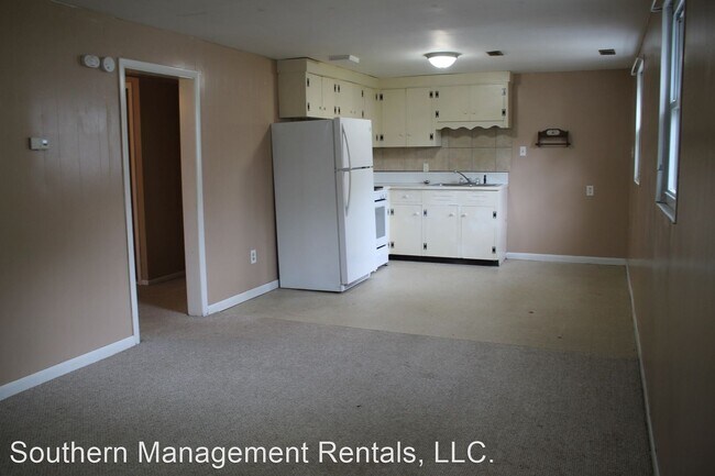 Building Photo - 1 br, 1 bath House - 52B N. Penn St.