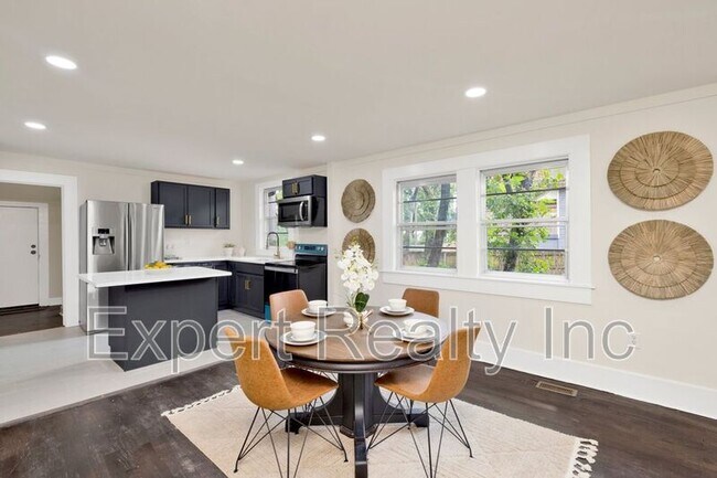 Foto del edificio - 4345 2nd Ave S