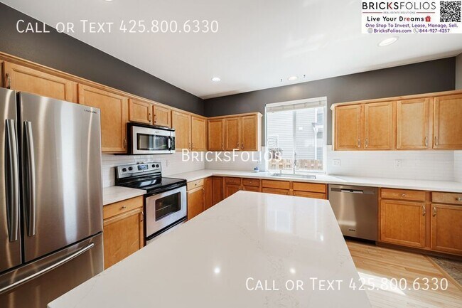 Foto del edificio - 2728 84th Dr NE