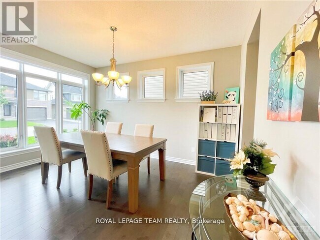 Building Photo - 512 Breccia Heights