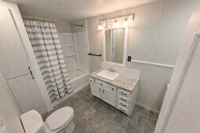 Foto del edificio - 181 W 2nd St