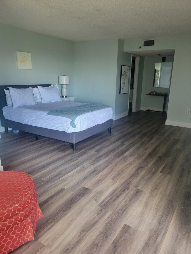 Foto del edificio - 3940 Inverrary Blvd