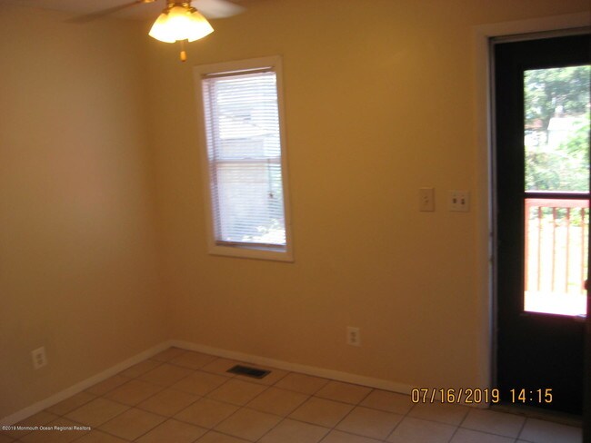 Building Photo - 99 Joline Ave