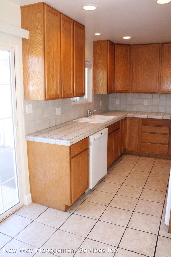 Building Photo - 3 br, 2 bath House - 2708 Kevin Road