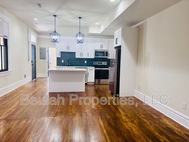 Foto del edificio - 1306 Sidney St