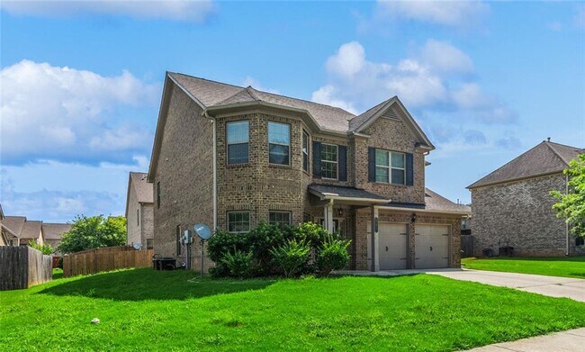 Foto del edificio - 419 Live Oak Pass