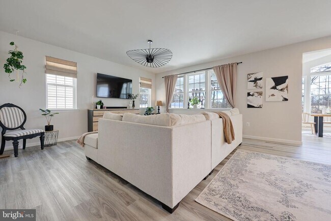 Building Photo - 11528 Bluestem Wy