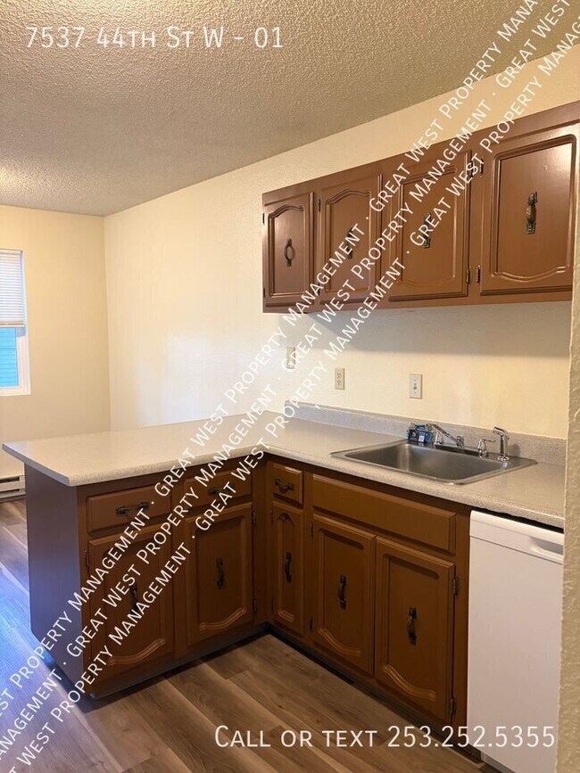 Building Photo - 7537 44th St W