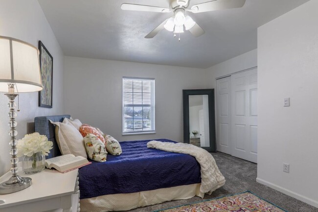 Interior Photo - Prime at Uptown II