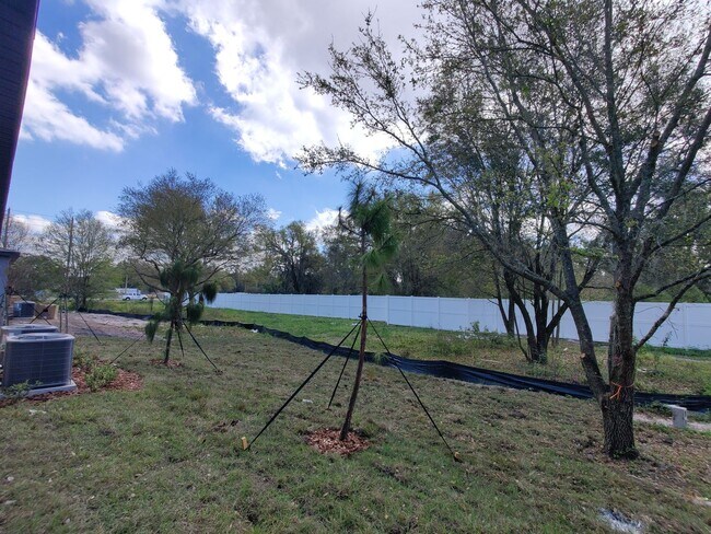Foto del edificio - 21406 Darter Rd