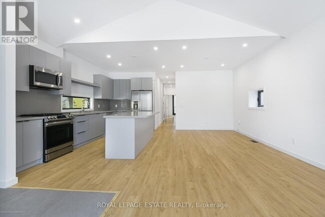 Building Photo - 506 Scarborough Rd