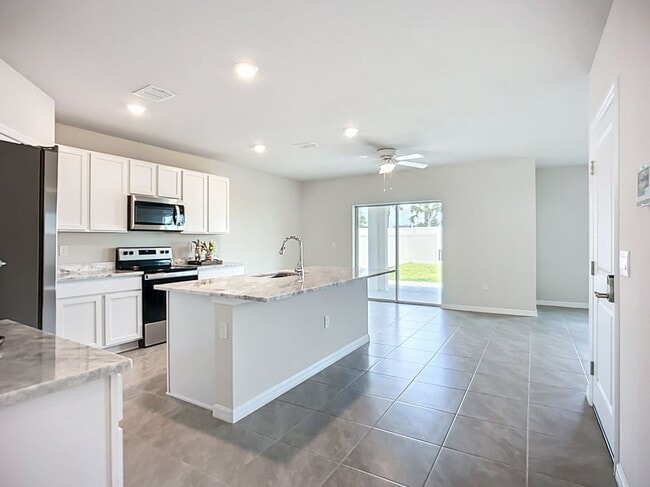 Building Photo - 18023 Canopy Pl