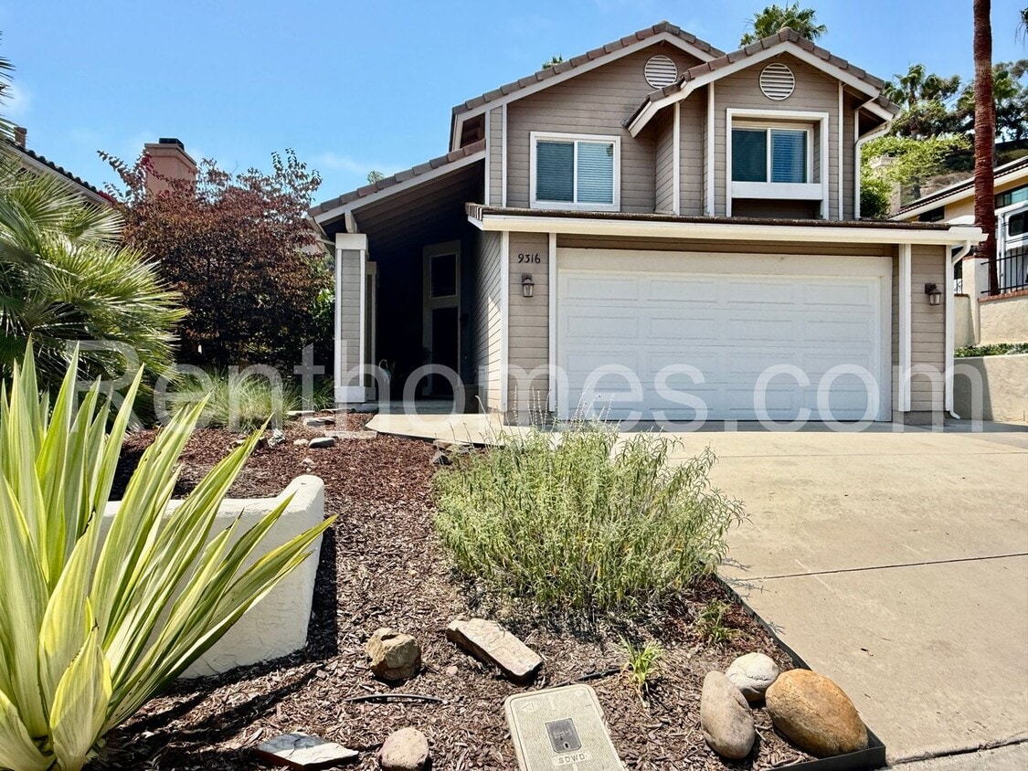 Primary Photo - 9316 Pipilo St