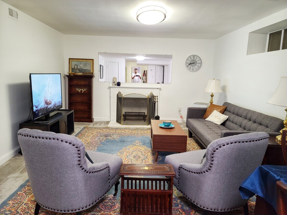 2310 Barbour Rd, Falls Church, VA 22043 House Rental in Falls Church