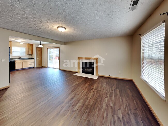 Building Photo - 5820 Lonerise Lane