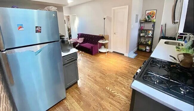 Foto del edificio - 1014 Halsey St