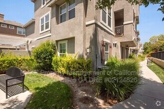Building Photo - 2702 Black Gum Ct