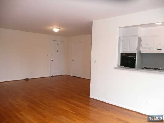 Building Photo - 1541 Lemoine Ave