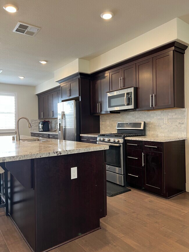 Foto del edificio - 8637 Seawind Way