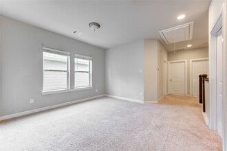 Building Photo - 6011 Dark Kite Trl