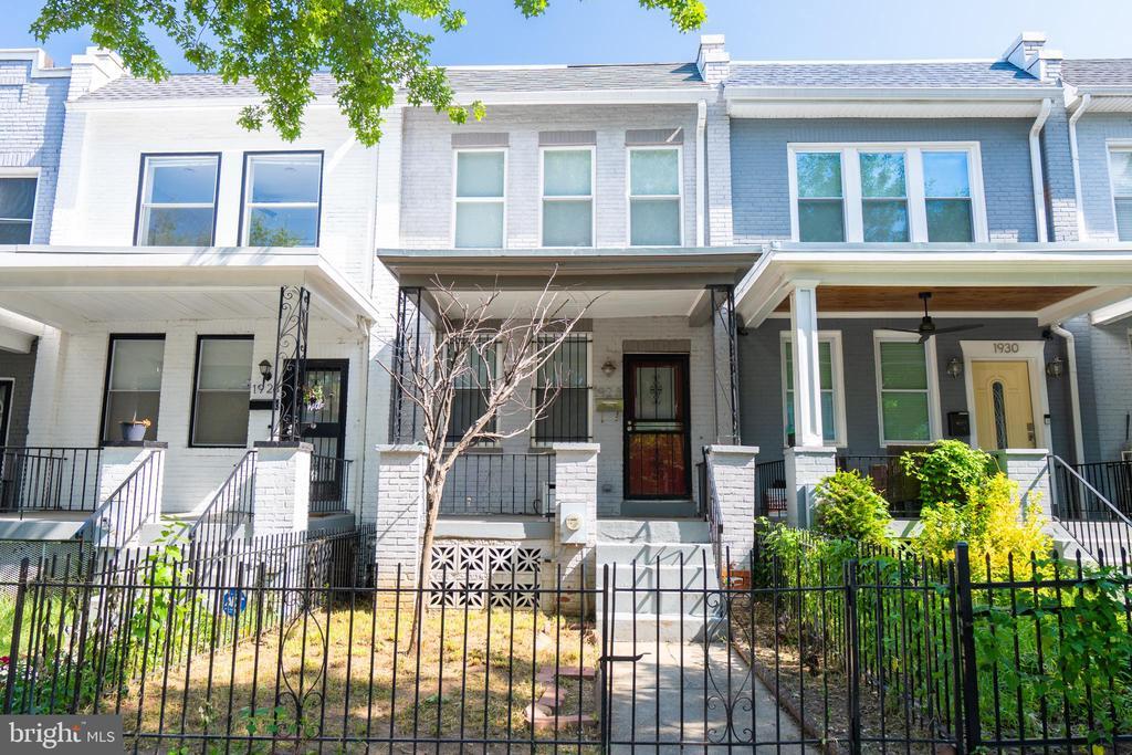 Foto principal - 1928 Bennett Pl NE