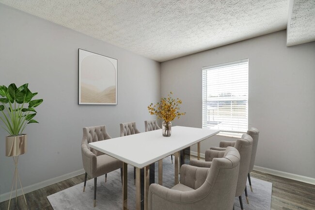 Interior Photo - Augusta Square