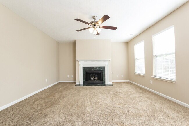 Building Photo - 1240 Chris Lake Dr