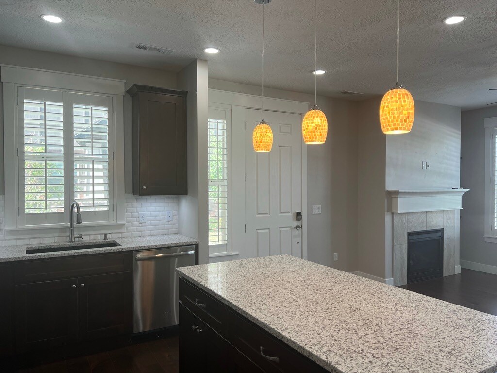 Foto principal - 10422 S Sage Canal Way