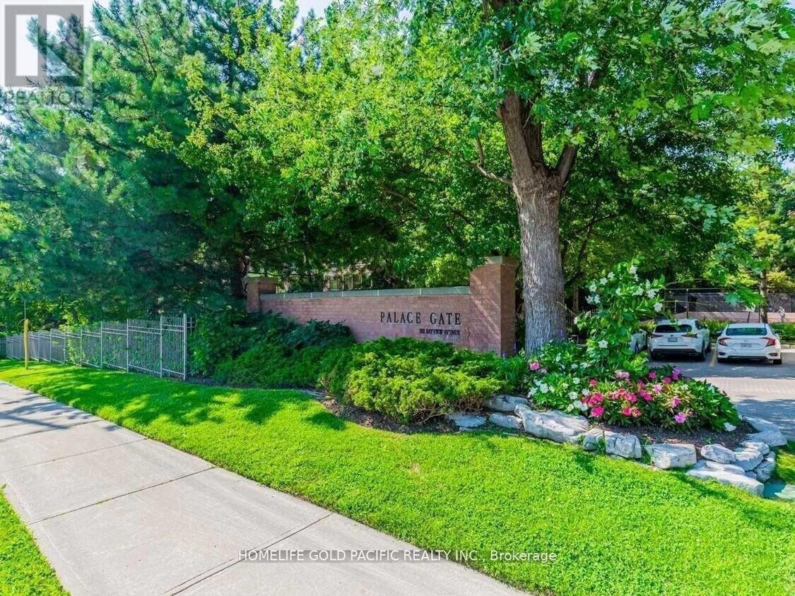 Photo principale - 3181 Bayview Ave