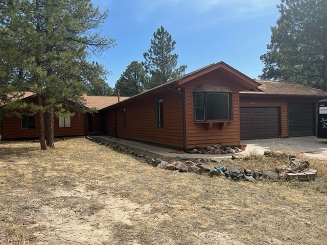 Primary Photo - Stunning 6 Bed, 3 Bath Home in the Country!