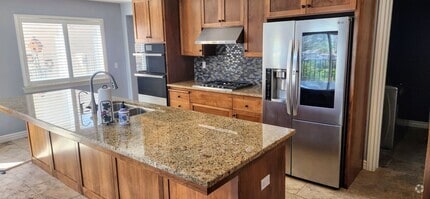 Building Photo - 3338 Rockview Ct