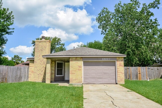 Building Photo - 8607 Crystal Cove Cir