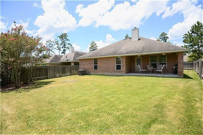 Foto del edificio - 23 Heron Hollow Ct