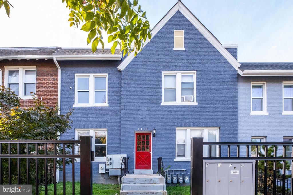 Foto principal - 1113 Penn St NE