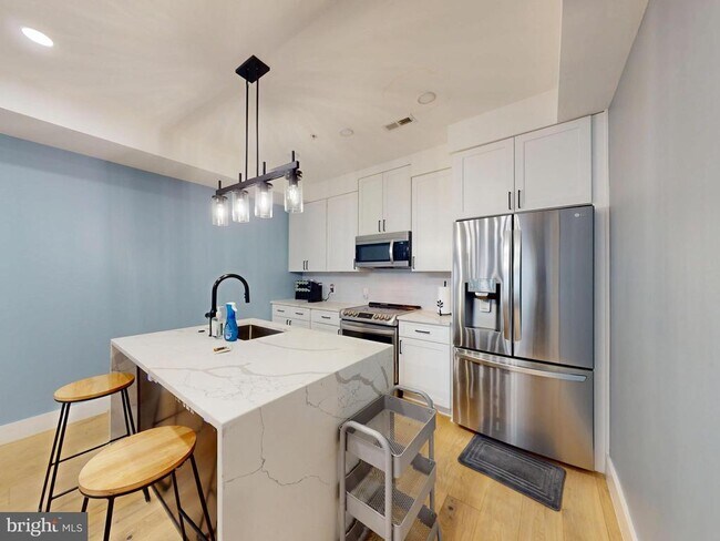 Foto del edificio - 927 Kennedy St NW