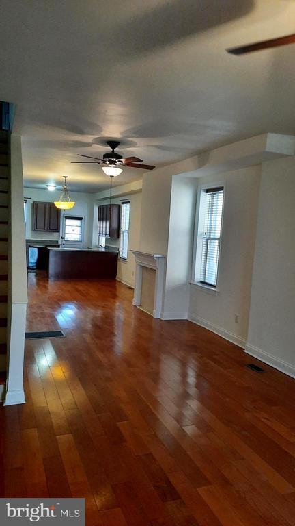 Foto del edificio - 238 Muench St