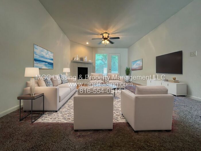 Primary Photo - Creekwood Park: Unique Split-level Duplex ...