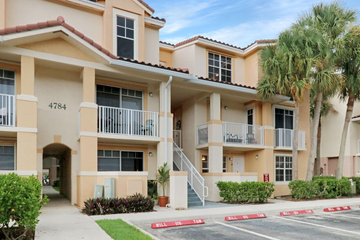 Foto principal - 4784 S Central Blvd