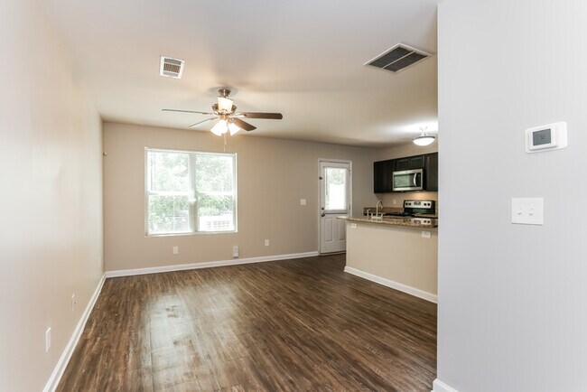 Foto del edificio - McDonough, GA 3 Bedroom Home