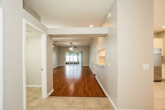 Foto del edificio - 13206 Beechberry Dr