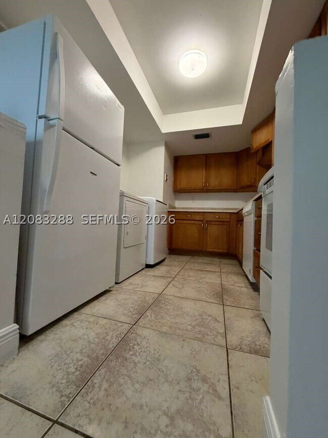 Foto del edificio - 5822 NW 21st St